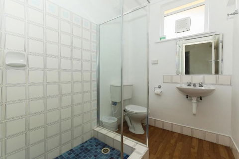 Scarborough Apartments - Accommodation Sunshine Coast 0