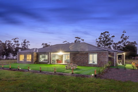 Bulla Hill Villas- Melbourne Airport - Accommodation Sunshine Coast 3