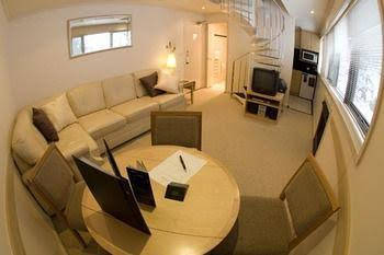 Breathtaker All Suite Hotel - Accommodation Sunshine Coast 0