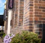 Jenkins Street Guesthouse - Accommodation Sunshine Coast