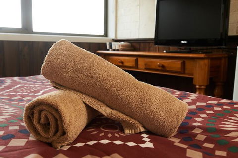 Abom Hotel - Accommodation Sunshine Coast 6