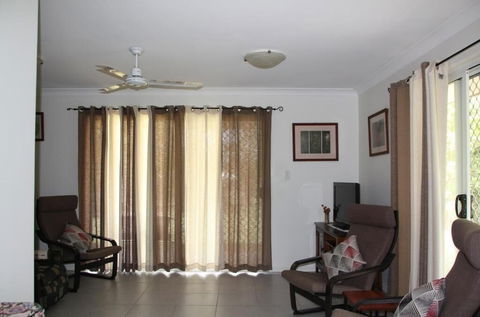 Bottlebrush B&B - Accommodation Sunshine Coast 3