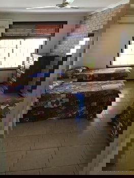 Travellers Rest Motel - Accommodation Sunshine Coast 1