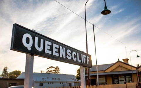 Abaleen House - Accommodation Sunshine Coast 3
