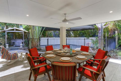 Palm Trees Noosa - Accommodation Sunshine Coast 2