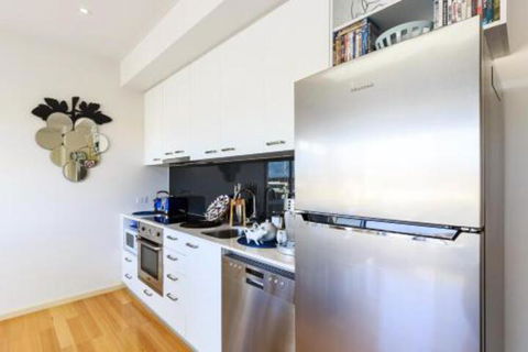 Bellerive Marina View Apartments NO 27 - Accommodation Sunshine Coast 4