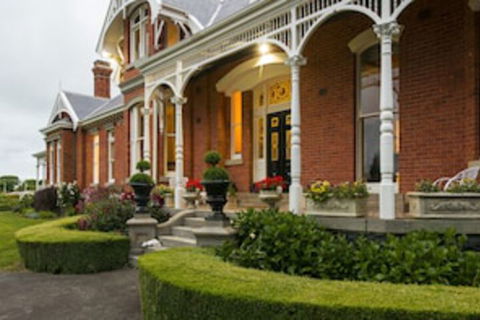 Arcoona Manor - Accommodation Sunshine Coast 0