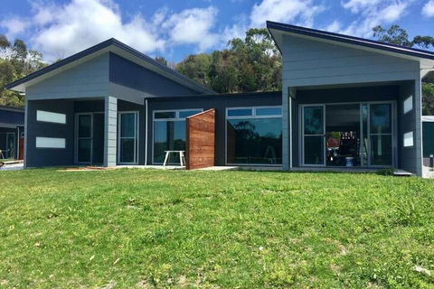 Waterfront Apartments - Accommodation Sunshine Coast 1