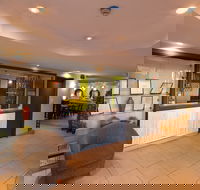 Hotel Hacienda - Accommodation Sunshine Coast