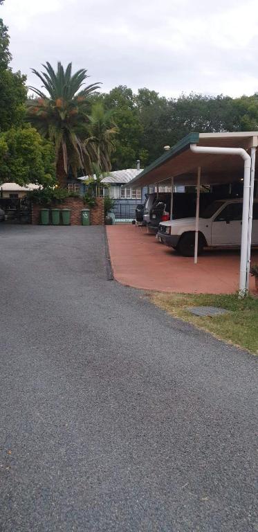 Esk Motel - Accommodation Sunshine Coast 3