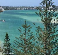Just Perfect Apartment with Ocean Views - Accommodation Sunshine Coast