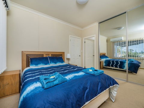 Seafront Unit 50 - Accommodation Sunshine Coast 1