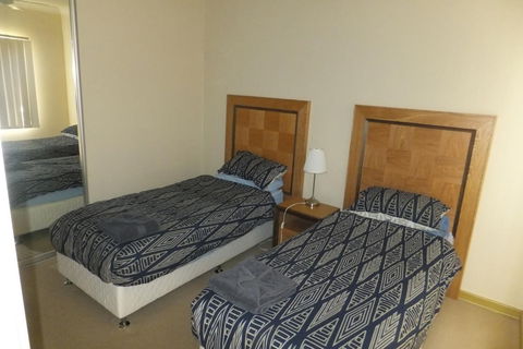 Seafront Unit 49 - Accommodation Sunshine Coast 3