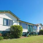 Augusta Hotel Motel - Accommodation Sunshine Coast 0