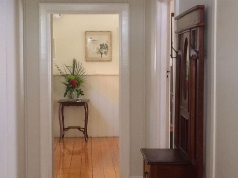 Kookaburra Cottage - Accommodation Sunshine Coast 5