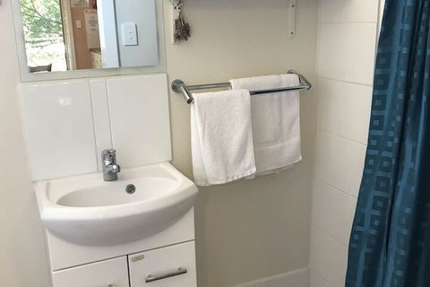 Padthaway Caravan Park - Accommodation Sunshine Coast 7