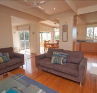 Nakarra - Accommodation Sunshine Coast