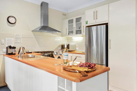 Renmark River Villas & Boats & Bedzzz - Accommodation Sunshine Coast 5