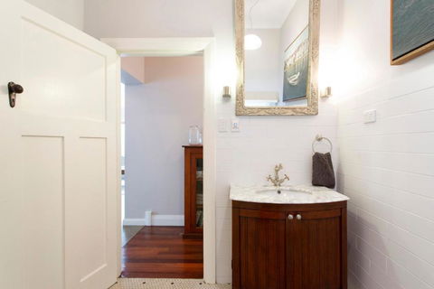 Soloman Street Cottage - Accommodation Sunshine Coast 6