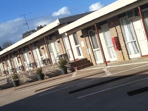 Smerdon Lodge Motel - Accommodation Sunshine Coast 1