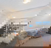 Newcastle Short Stay Apartments - Vista Apartment - Accommodation Sunshine Coast
