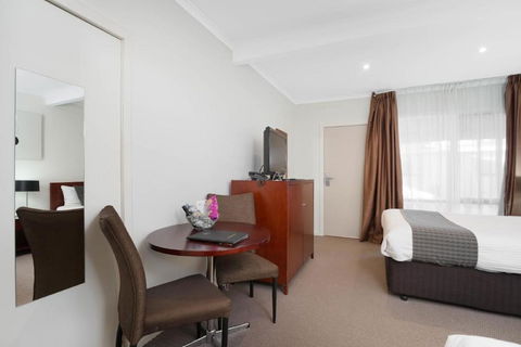 New Crossing Place Motel & Apartments - Accommodation Sunshine Coast 3
