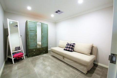 Studio Style Mindarie Marina - Accommodation Sunshine Coast 7