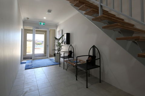 Studio Style Mindarie Marina - Accommodation Sunshine Coast 2