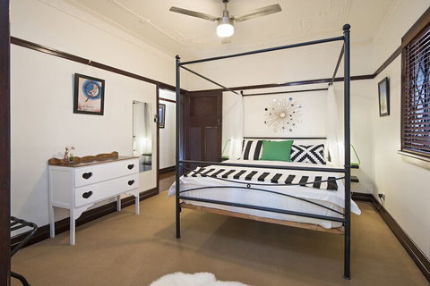 Anville Court - Accommodation Sunshine Coast 7