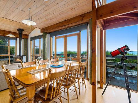 The Surf Shack - Accommodation Sunshine Coast 1