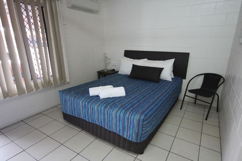 Barrier Reef Motel - Accommodation Sunshine Coast 4