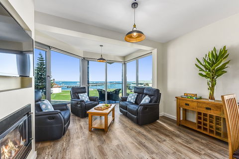 Bonnies Of Beachport - Accommodation Sunshine Coast 4