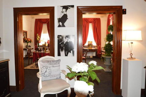 Montrose House - Accommodation Sunshine Coast 2