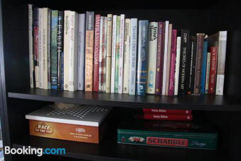 The WeareHouse In Deloraine - Accommodation Sunshine Coast 5