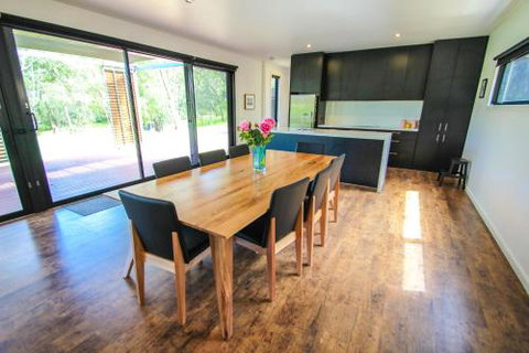 Apex House - Accommodation Sunshine Coast 4
