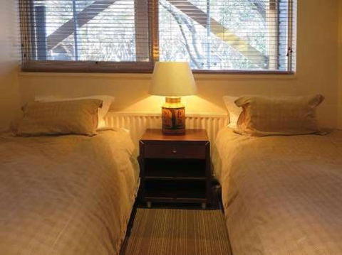 Howqua 6 - Accommodation Sunshine Coast 4