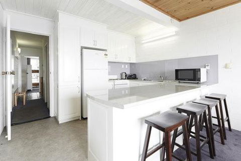 Moose 9 - Accommodation Sunshine Coast 1