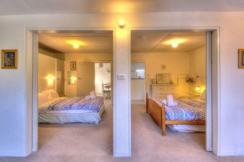 Cove Cottage - Accommodation Sunshine Coast 2