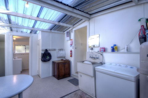 Cove Cottage - Accommodation Sunshine Coast 3