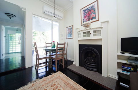 MPT67A Beautifully Decorated 1 Bed - Accommodation Sunshine Coast 4