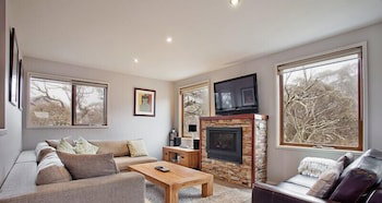 Alyeska - Accommodation Sunshine Coast 4