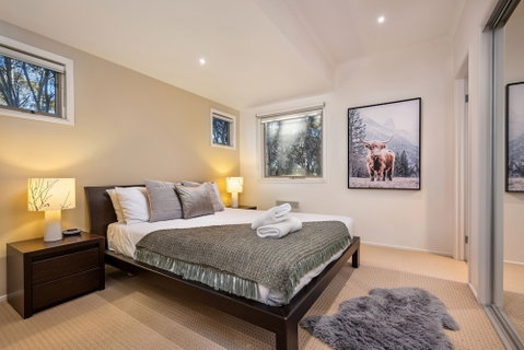 Alpenglow - Accommodation Sunshine Coast 5