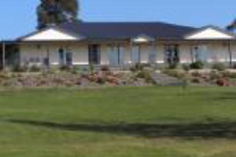 Nyora Lodge B & B - Accommodation Sunshine Coast 0