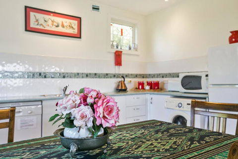 Black Dolphin Beach Penthouse - Accommodation Sunshine Coast 1