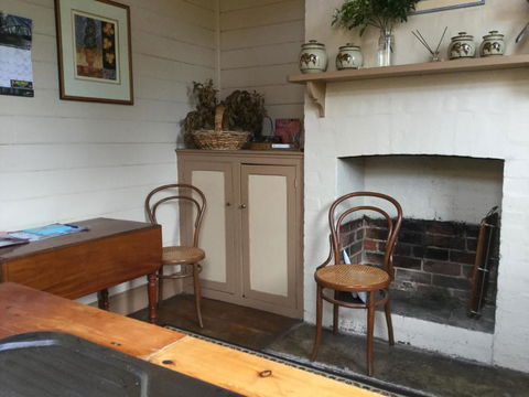 Albion Cottage - Accommodation Sunshine Coast 2