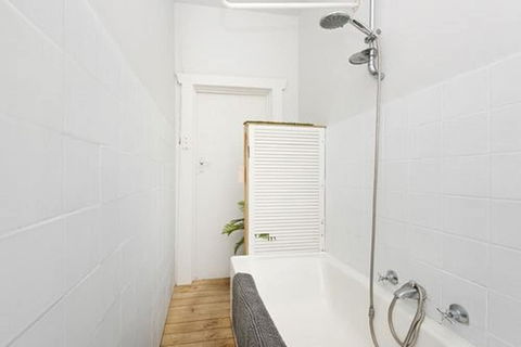 Bondi Beach Gorgeous Apartment H323 - Accommodation Sunshine Coast 5