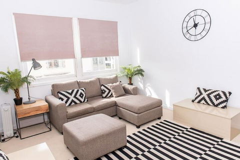 Bondi Beach Gorgeous Apartment H323 - Accommodation Sunshine Coast 3