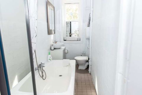 Bondi Beach Gorgeous Apartment H323 - Accommodation Sunshine Coast 7