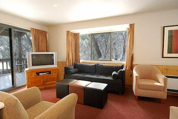 Discobulous 6 - Accommodation Sunshine Coast 1