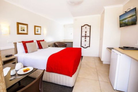 Apple & Grape Motel - Accommodation Sunshine Coast 0